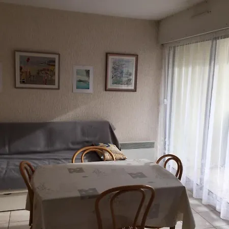 Lejlighed Grand Familial Avec Balcon Et Parking - En Centre-ville - Fr-1-712-2 Villers-sur-Mer